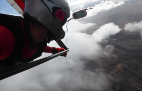 Piloto encima de la nube en Famara